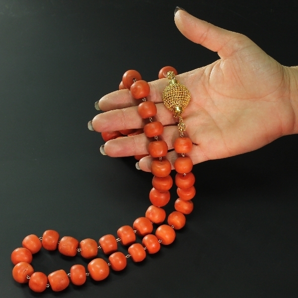 Antique super large and big coral beads strand with Dutch gold filigree closure